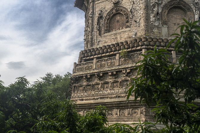 玲珑路上玲珑寺玲珑寺里玲珑塔