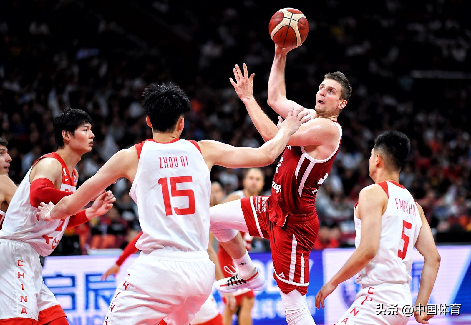 2019男篮世界杯小组赛a组加时赛,中国队76比79惜败波兰队
