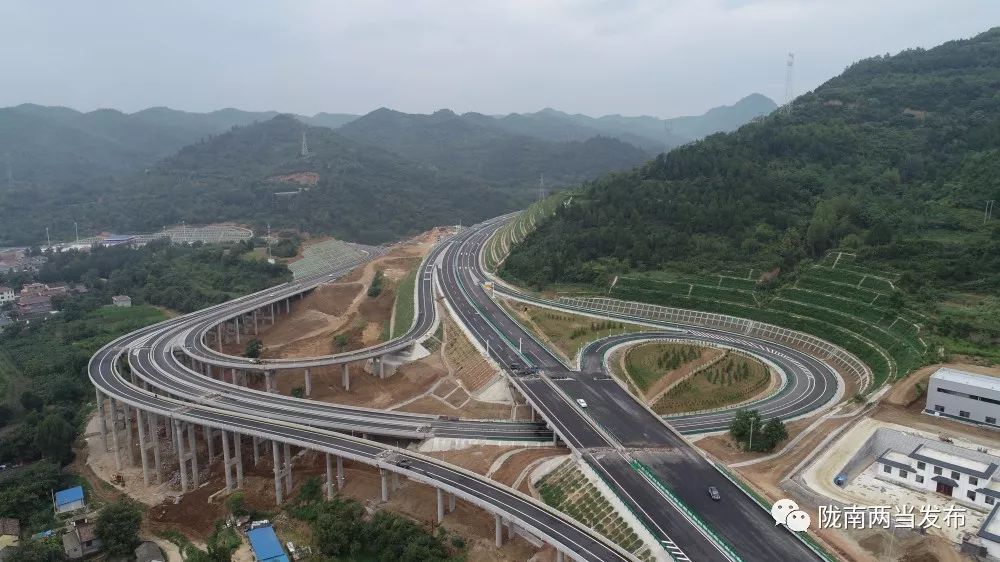 惊喜两徽高速公路今日通车试运营收费标准看这里