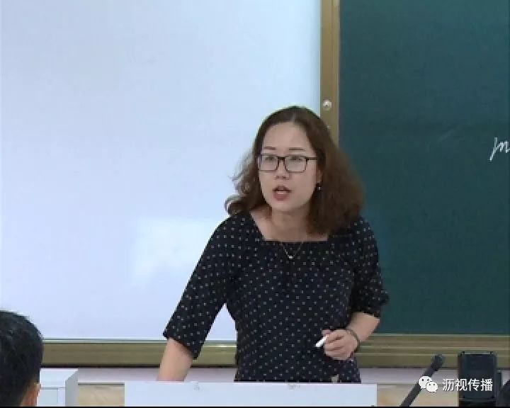 在新的学期,盐步中学将加大力度做好教师队伍的建设,令莘莘学子得到