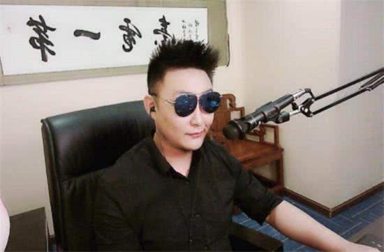 四,正恒pop小仔这样的直播间当然就受欢迎了,今天笔者偶然发现八月份