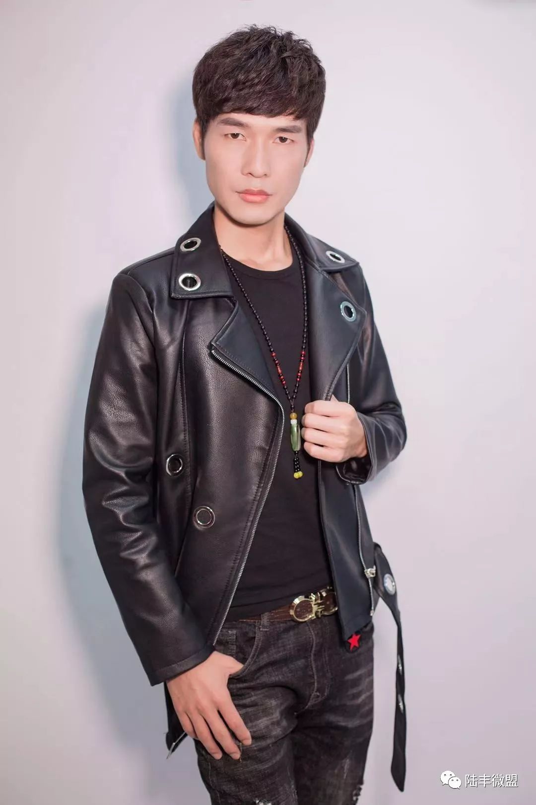 广东雨神写了首歌给陆丰老家的小伙演唱这下火了