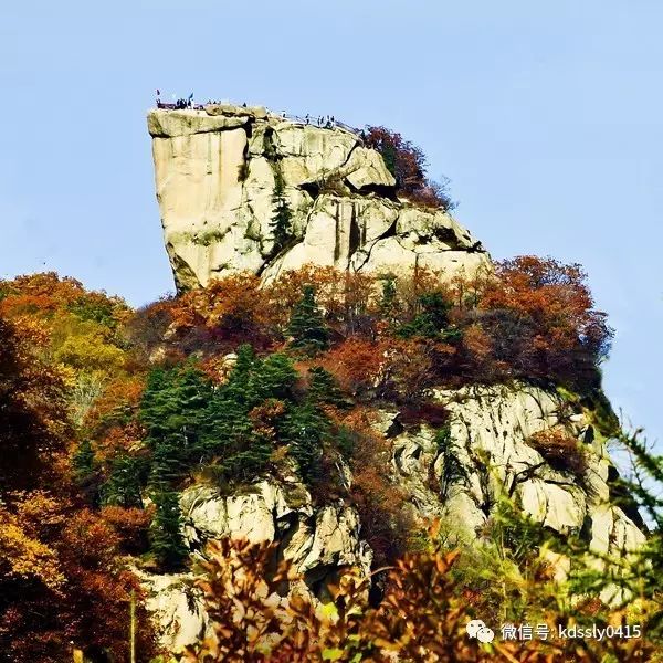 小樹旅遊- 10月1日曠世佳境 萬景奇山-丹東天華山賞紅葉 玻璃棧橋一