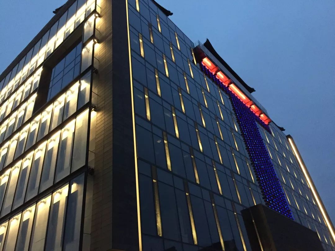 重装一新的隆福大厦据了解,未来3年,隆福寺项目将继续改造,建设隆福