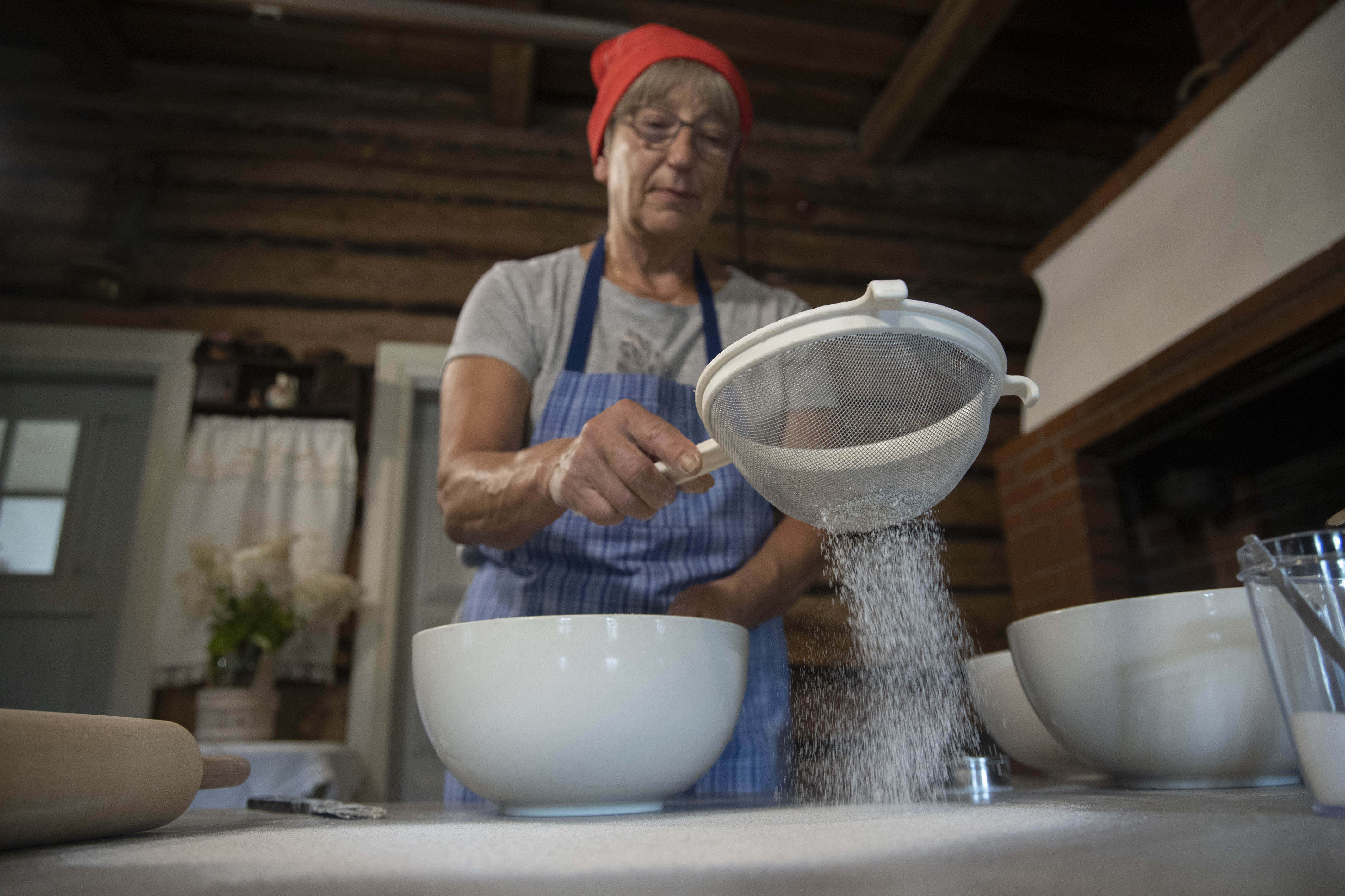 迎中秋世界各地传统糕点系列芬兰卡累利阿派