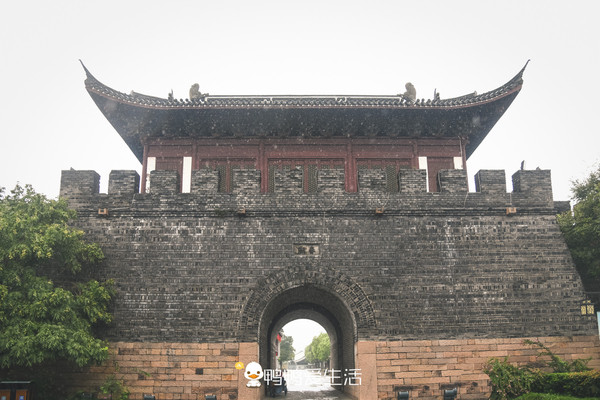 盐官这样玩:半天时间看王国维、金庸,访孔庙学