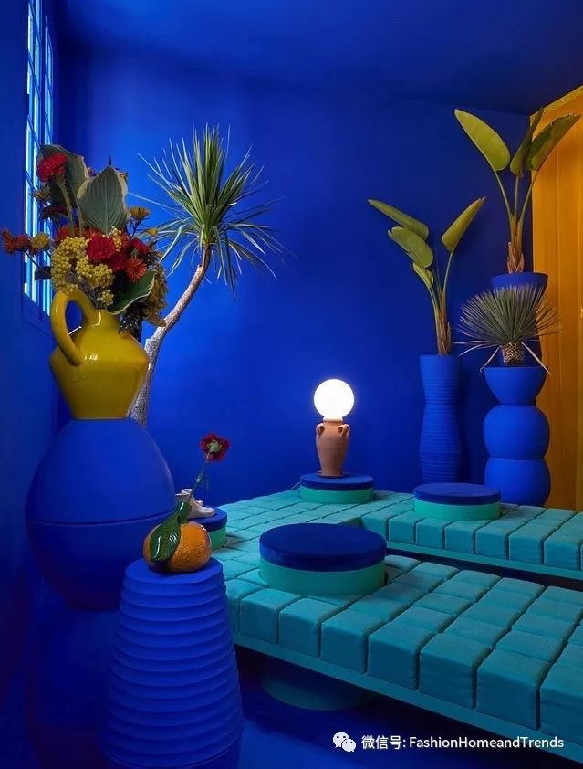 2020年春夏最百搭彩色群青色的魅力装扮fashion色彩