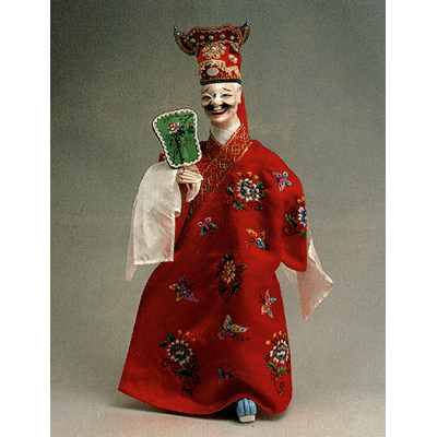 罗龙文不久那位推官就告发严世蕃在逃,严公子自然就被请回北京吃牢饭