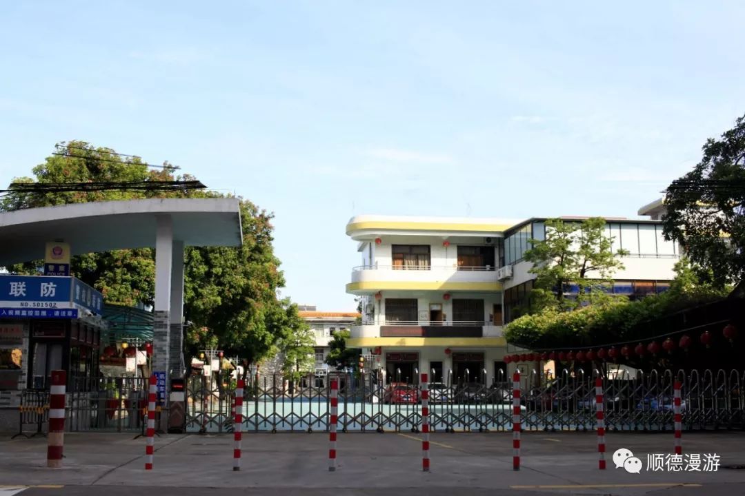 鑑海小学凤翔小学五沙小学逢沙小学大门小学养正学校本原小学位于德胜