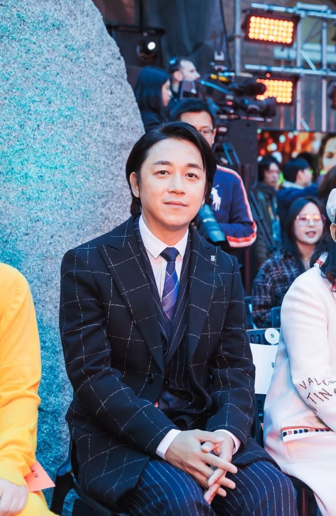 争议新意墨尔本时装周lichang发布西装与礼服的无定规则