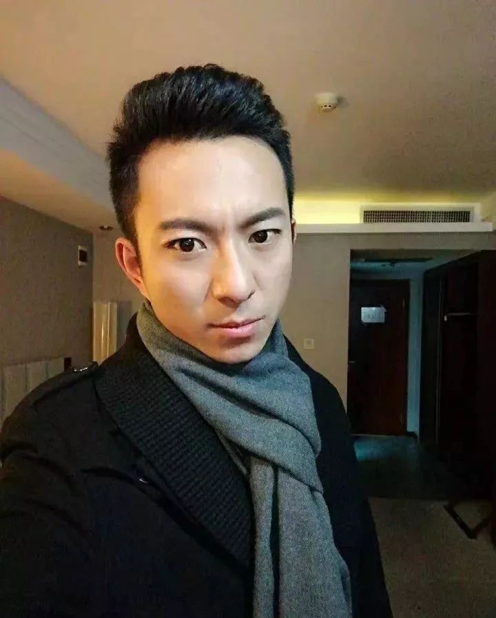 毋乃明 —— 《固中三忆》原州区第三中学教师李凡朗读文章 :曹益民