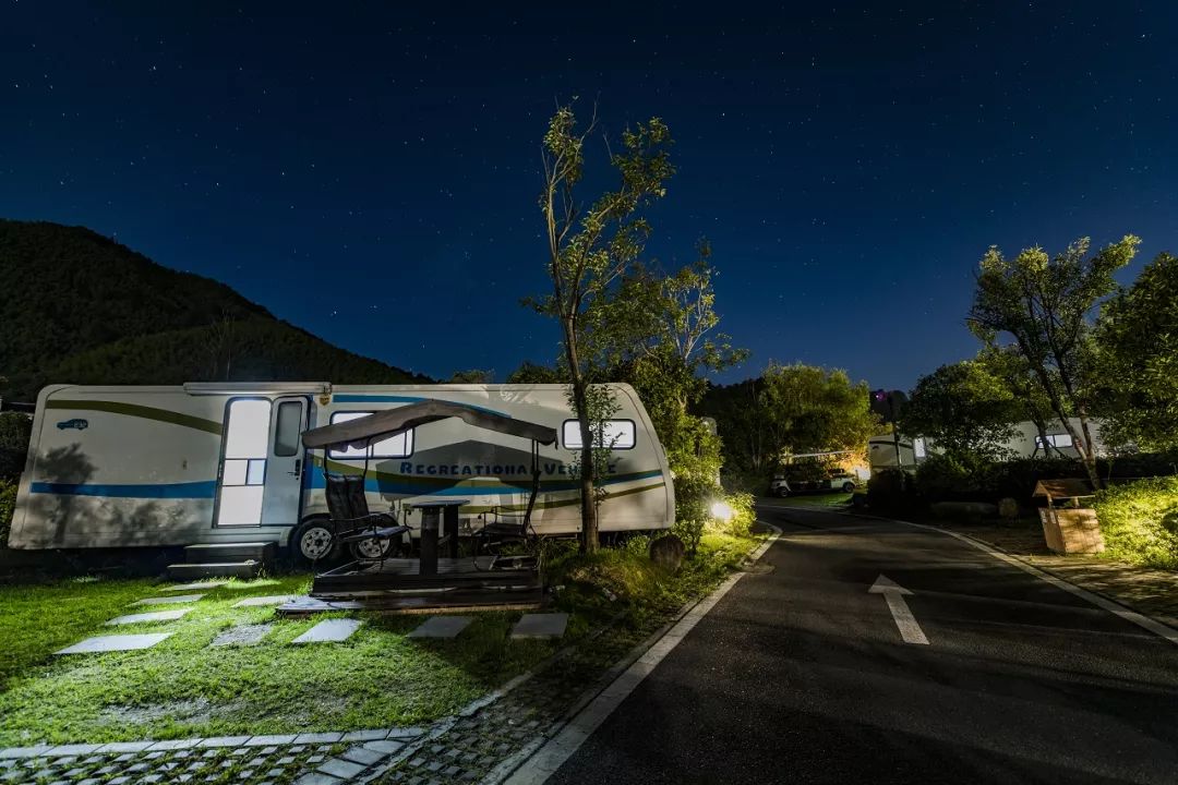 现场购票门票50元/人(本活动需自驾)活动地点芜湖龙山途居露营地地址