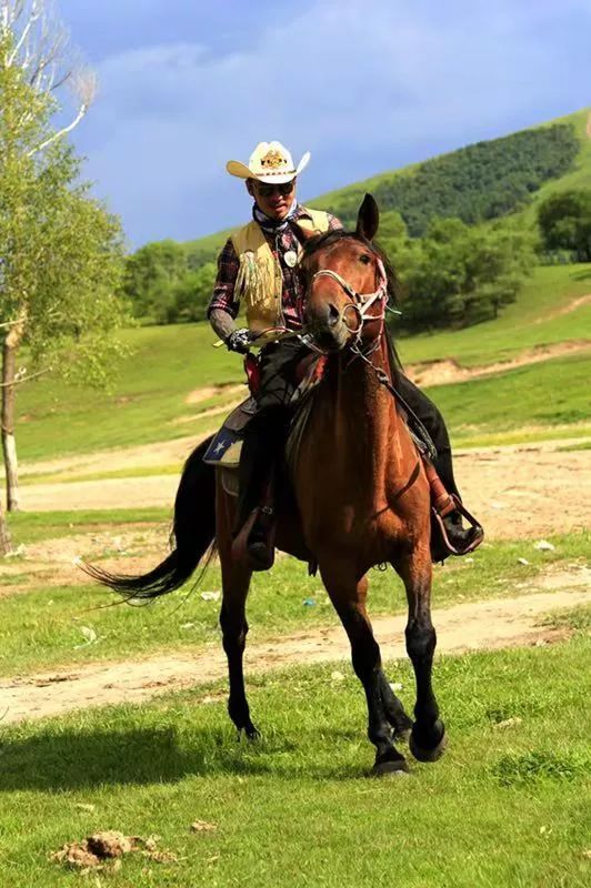 蒋冰丨驭心骑士在探险旅途中寻找灵感和故事