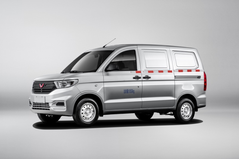 五菱宏光v新增劲取版国六排放448万起