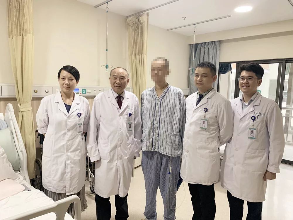 双管齐下创造奇迹郑树森院士团队创新解决肝移植手术世界性难题