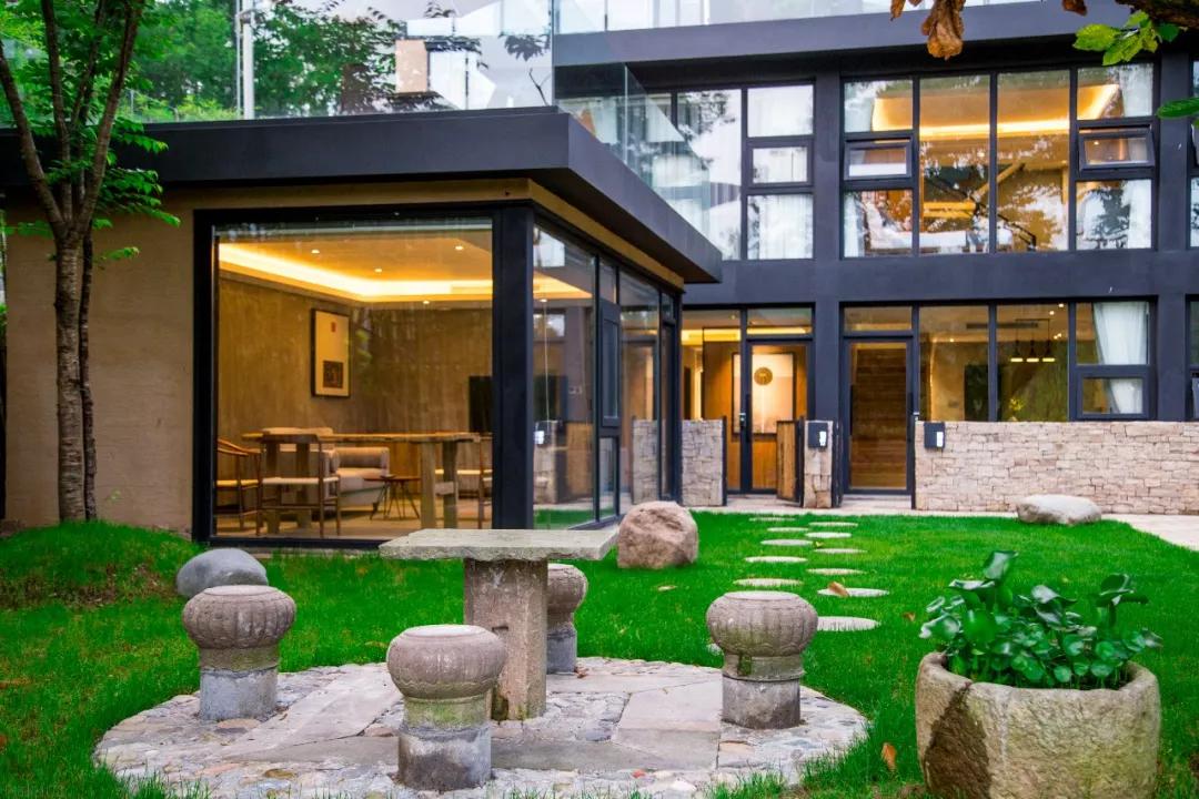 盘点全国那些睡在风景里的玻璃民宿美翻了中秋国庆就去这里过