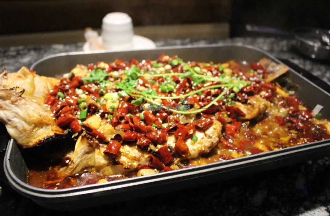 让你鱼罢不能3折起吃烤鱼了万达花千代秘制烤鱼震撼来袭