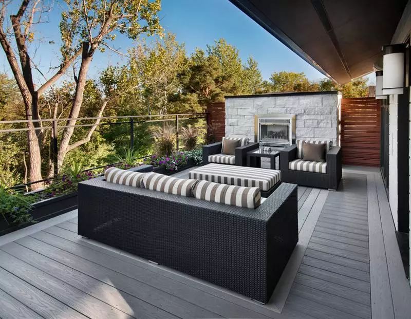 别墅装修露台变身阳光房如何巧妙设计呢