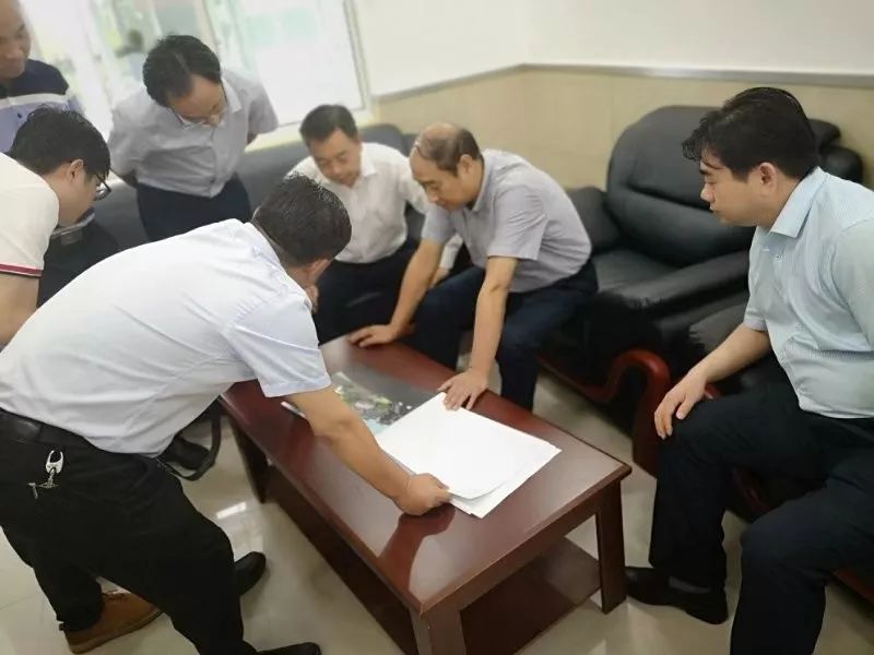谢红心督查江心乡人居环境整治工作