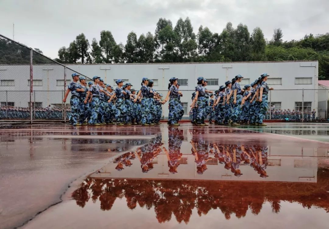 迷彩青春 | 那一抹動人的海軍藍_軍訓