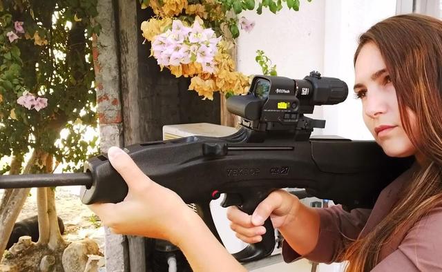 原创56式不是唯一的无托步枪南非cr21步枪坚守无托还带有ak血统