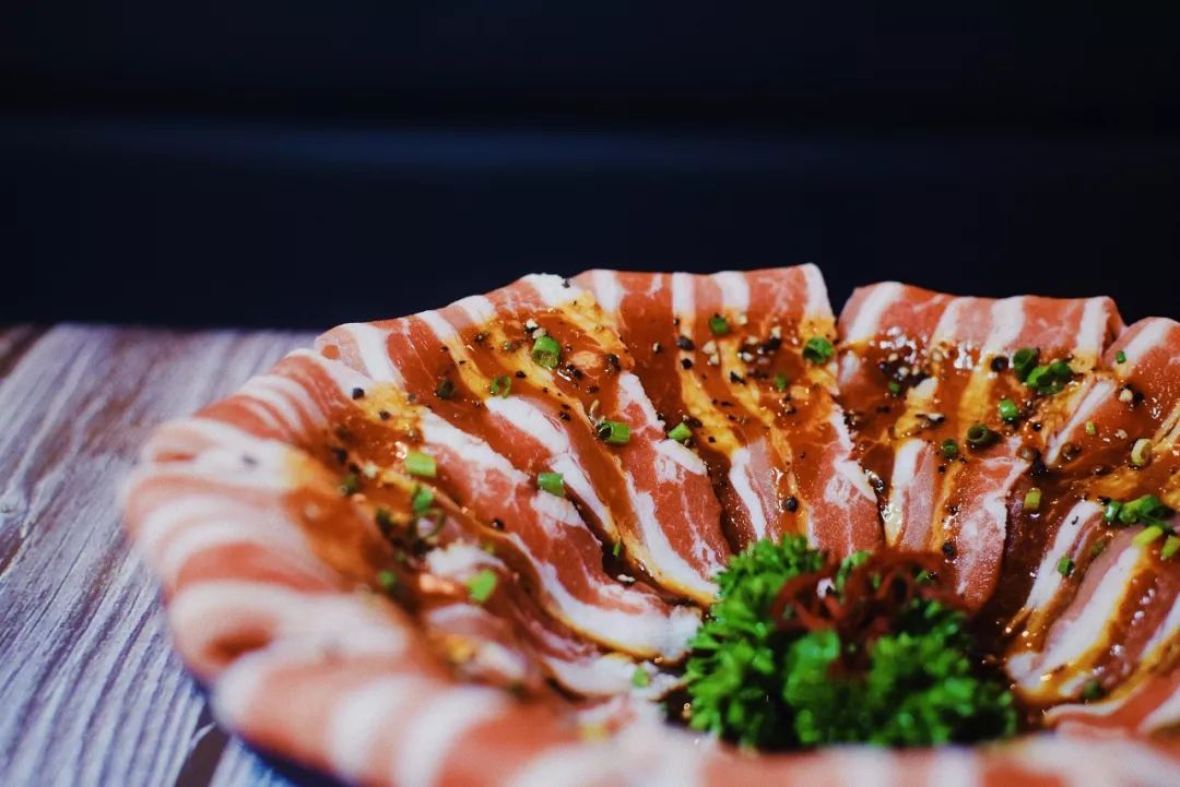 500份猪五花肉免费送!