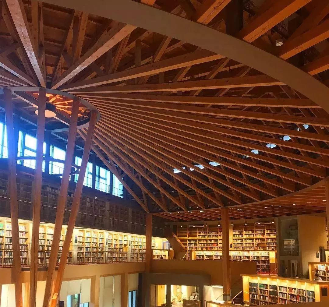 国际教养大学图书馆大阪大学附属图书馆分为本馆,吹田分馆,生命科学