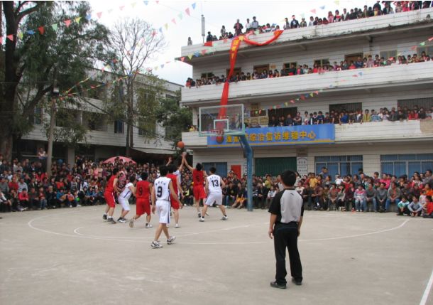 扎根基层30多年的"灵魂工程师" ——记封开县莲都镇中心小学老师孔