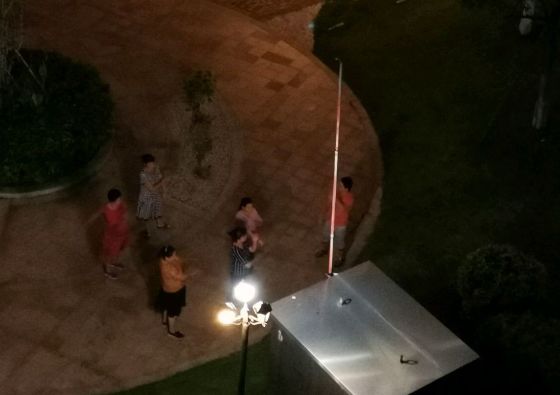 厦门网友崩溃小区每天晚上不到8点就响起各种啪啪啪的声音一直持续到9