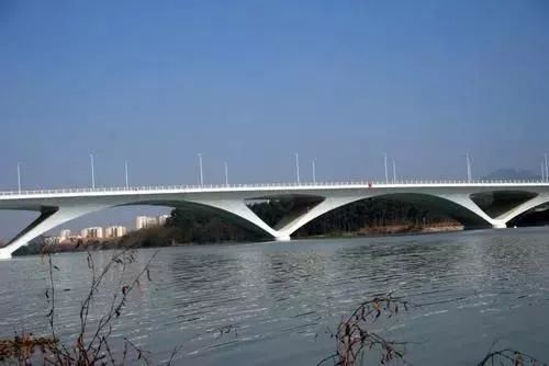 2014年12月沙石大桥通车.