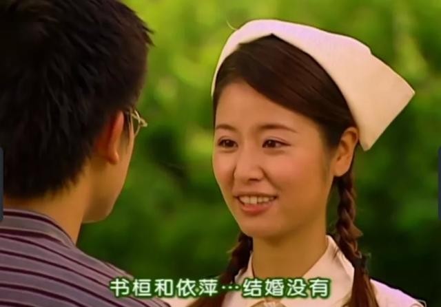 如萍三番四次为依萍说好话雪姨却不出面阻拦原来她是假好心