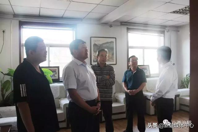 吕梁市委常委秘书长李小明莅临吕梁市治超办调研指导