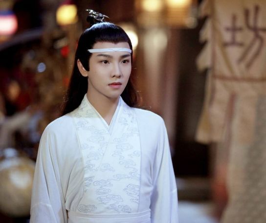 陈情令拍摄年龄肖战28一博22他的颜值跟年龄成正比