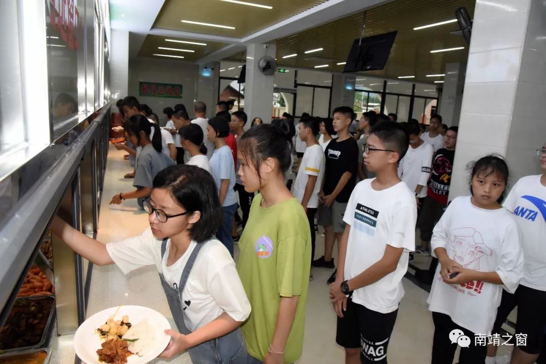 兰水中学宿舍图片