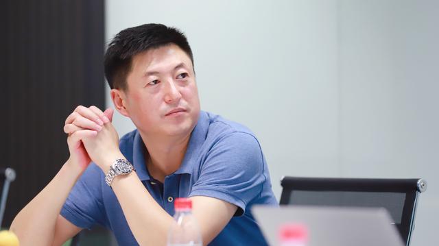 接着,禁毒总队领导李博一行人又来公司一号会议室,听取今日头条辽宁