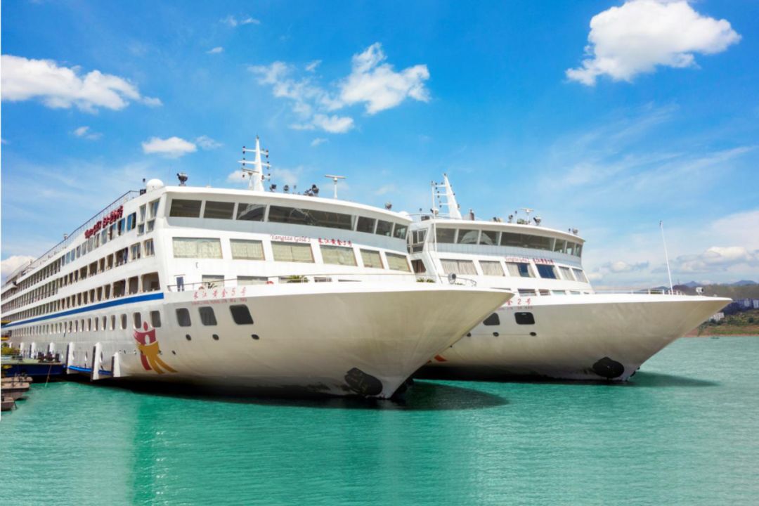 教师节将至,黄金邮轮给教师们送福利了!