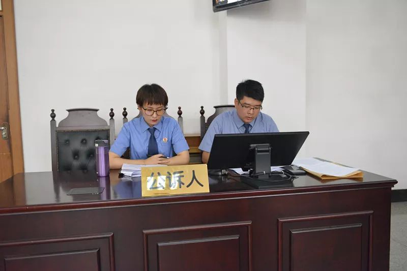 受贿72万安丘市原国土资源局某区分局副局长曹宝辰涉嫌受贿案一审开庭