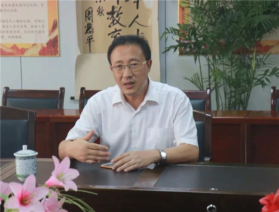 江西省西山学校召开特色高中建设评估验收材料准备工作协调会