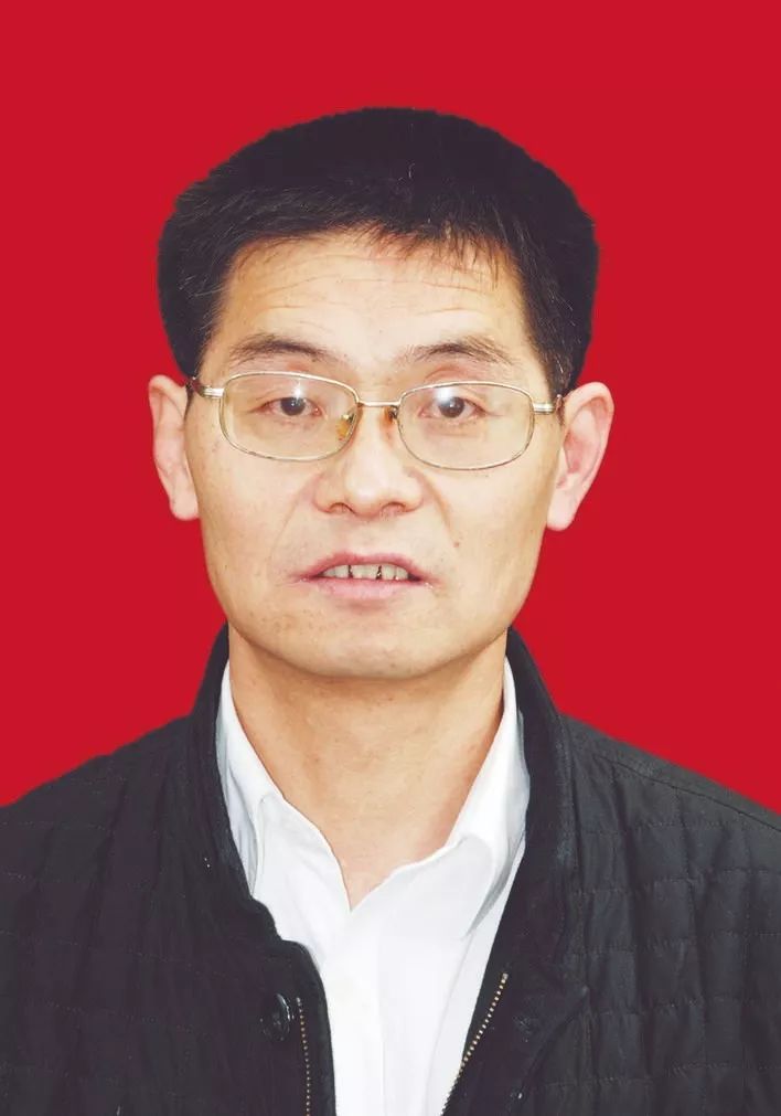 王钟忠敬业奉献类洪磊升曾服役于消防部队,参加各种救火,救援行动100