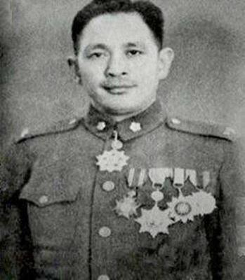 原创唐生智下令守军分路突围抗日名将都扔下部队自己先逃走了