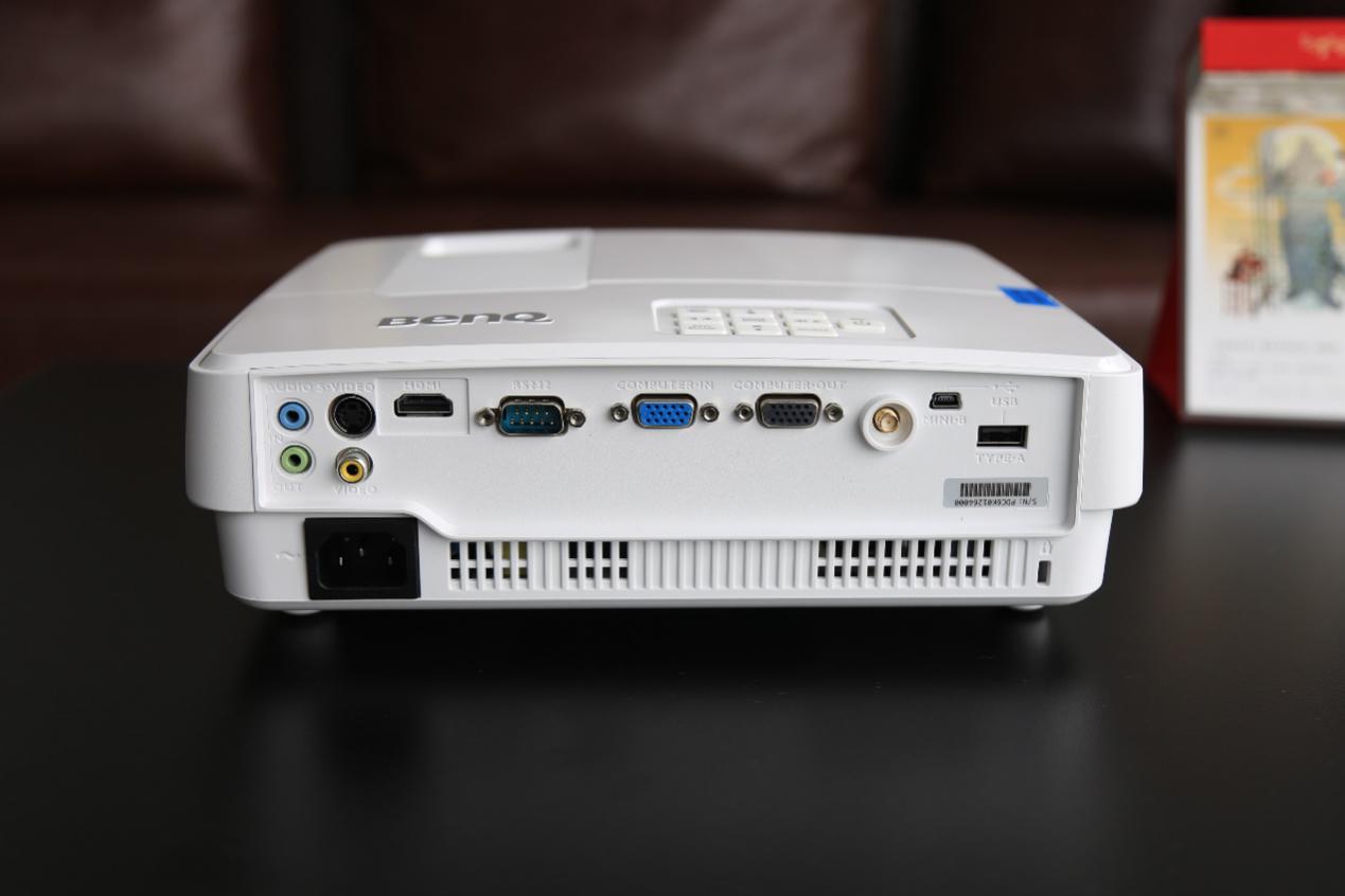 对于办公室来说一款无线投影仪到底有多重要明基智能商务投影e500