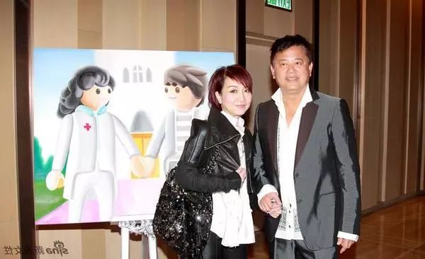 黄杏秀与她的丈夫 陈百祥.