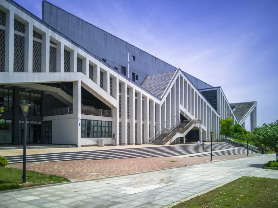 今日宣城校区新生报到有幸相遇未来可期