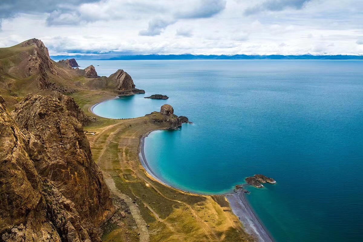 原创美丽的西藏纳木错圣象天门景区图