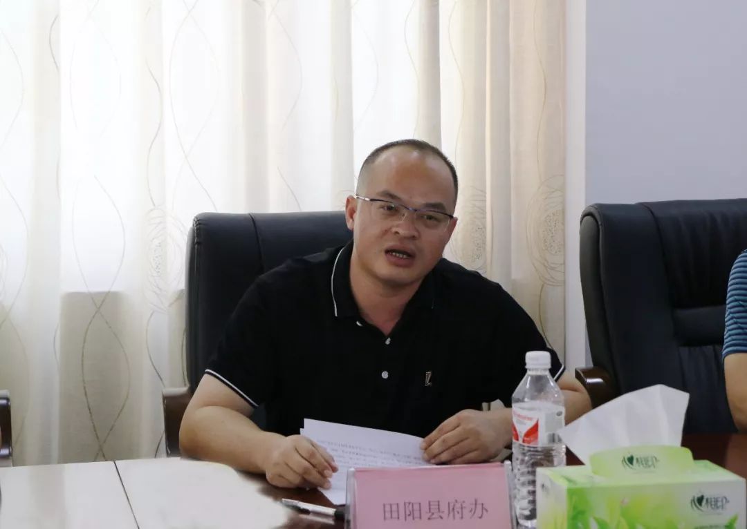 座谈会上,向旭东总经理就田州古城建设运营及其所取得经验成绩做了