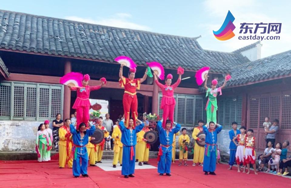 流传至今,花鼓灯已成为中国汉民族舞蹈的杰出代表,在全国乃至国际上都