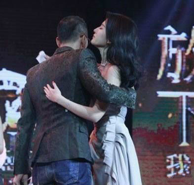 邹兆龙现场泪目刘亦菲心疼网友大赞仙女落下眼泪