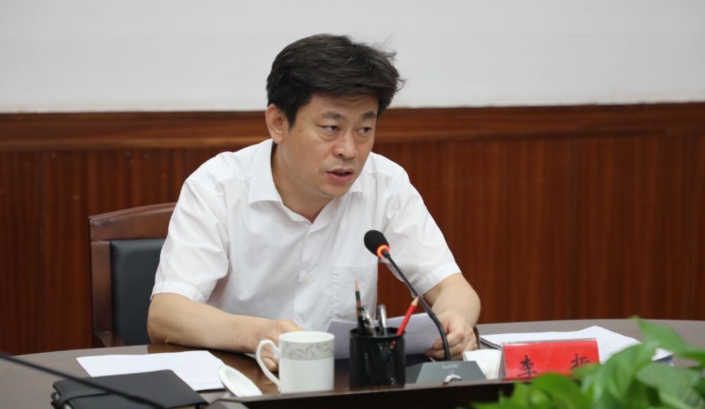 区委书记李哲主持召开区委教育工作领导小组第一次会议_盐湖区