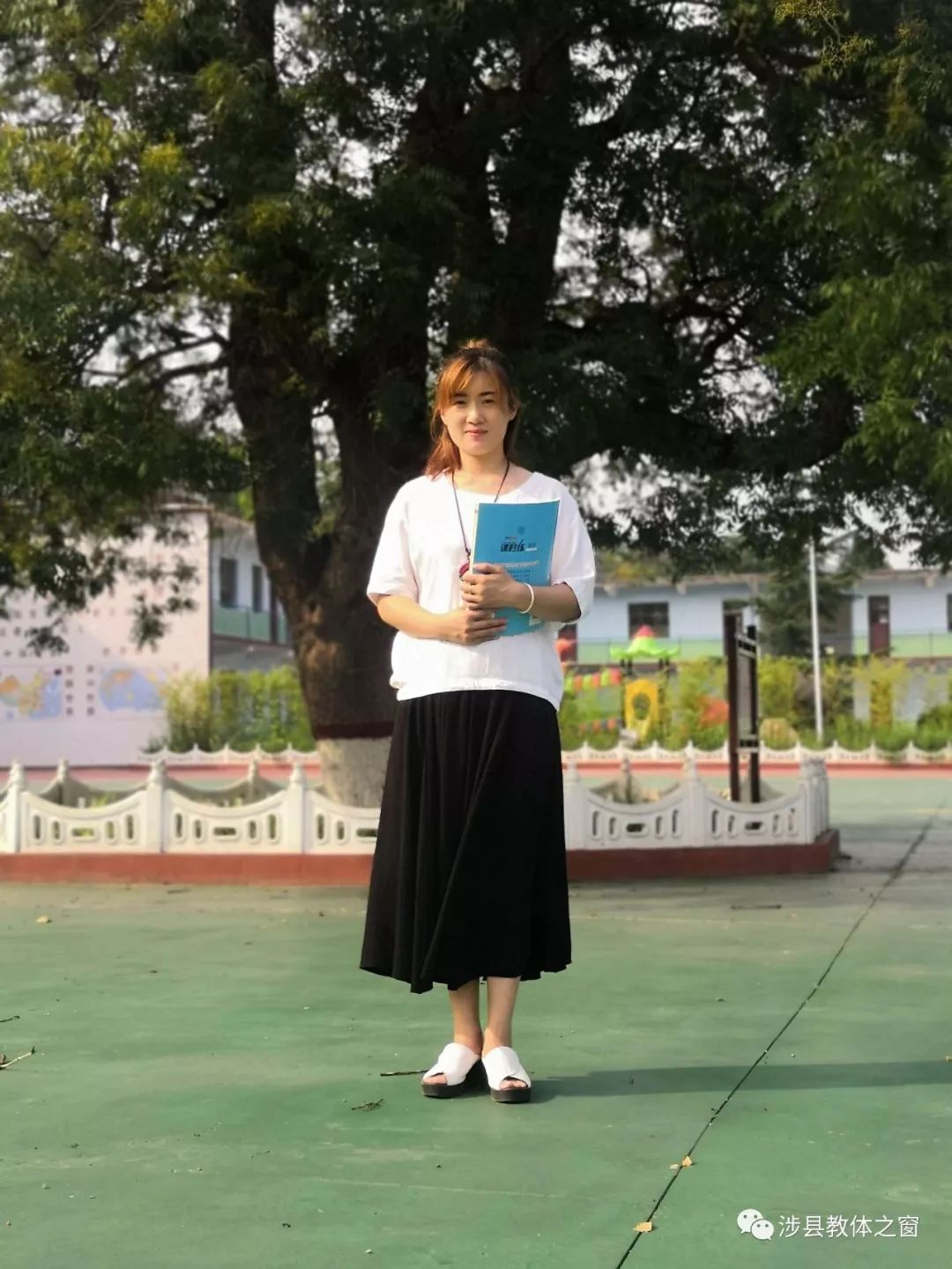 个人简介王瑞瑞,女,1983年5月生,更乐镇上巷村人.