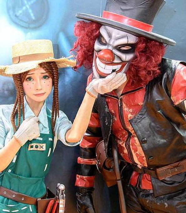 第五人格cos园丁和小丑邂逅遭遇壁咚园丁我要杰克抱抱